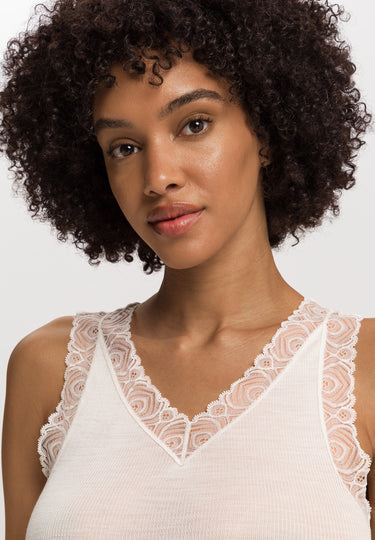Woolen Lace Lace Trim Wool And Silk Tank Top | Misty White 70828-2123